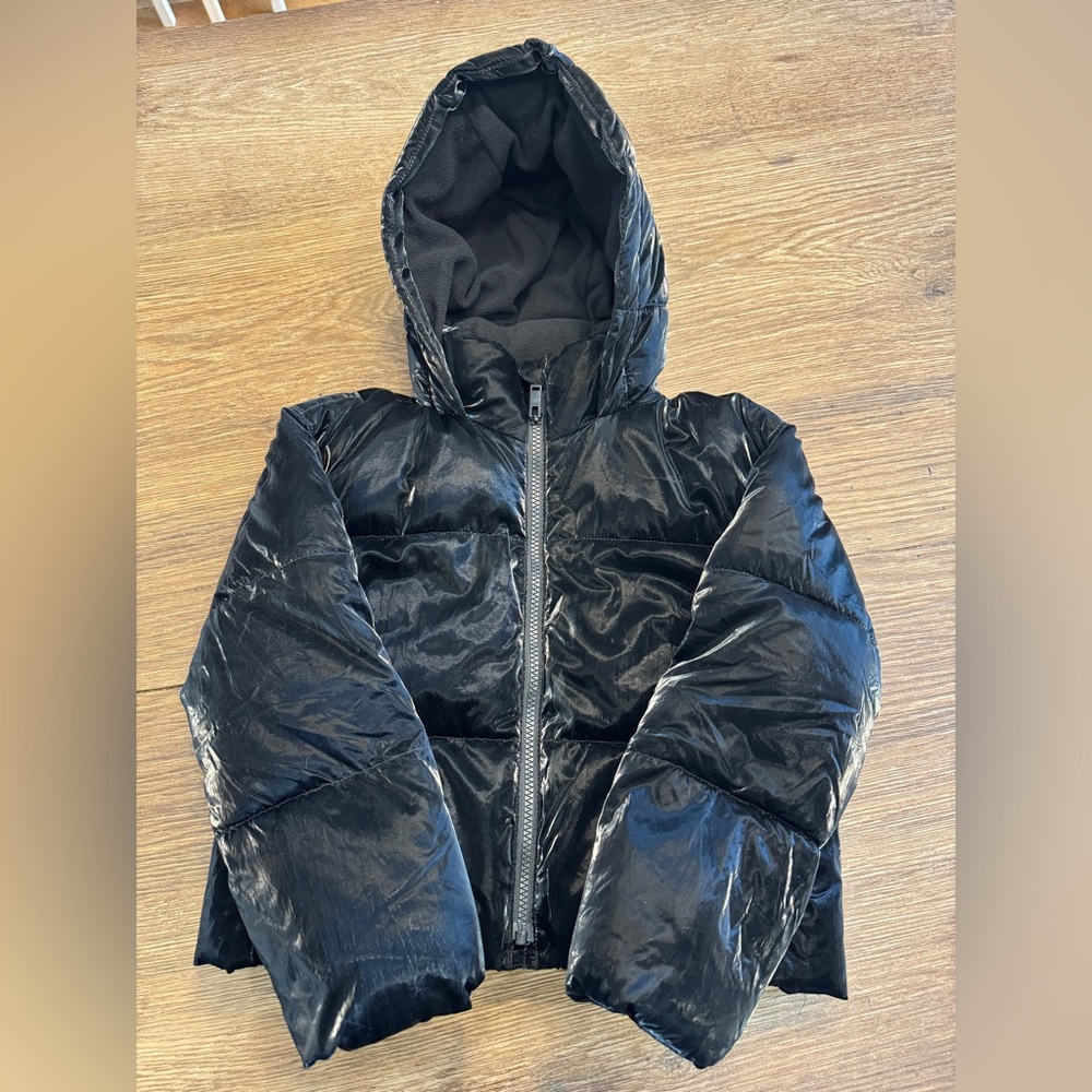Gap puffer coat size 5-6 T